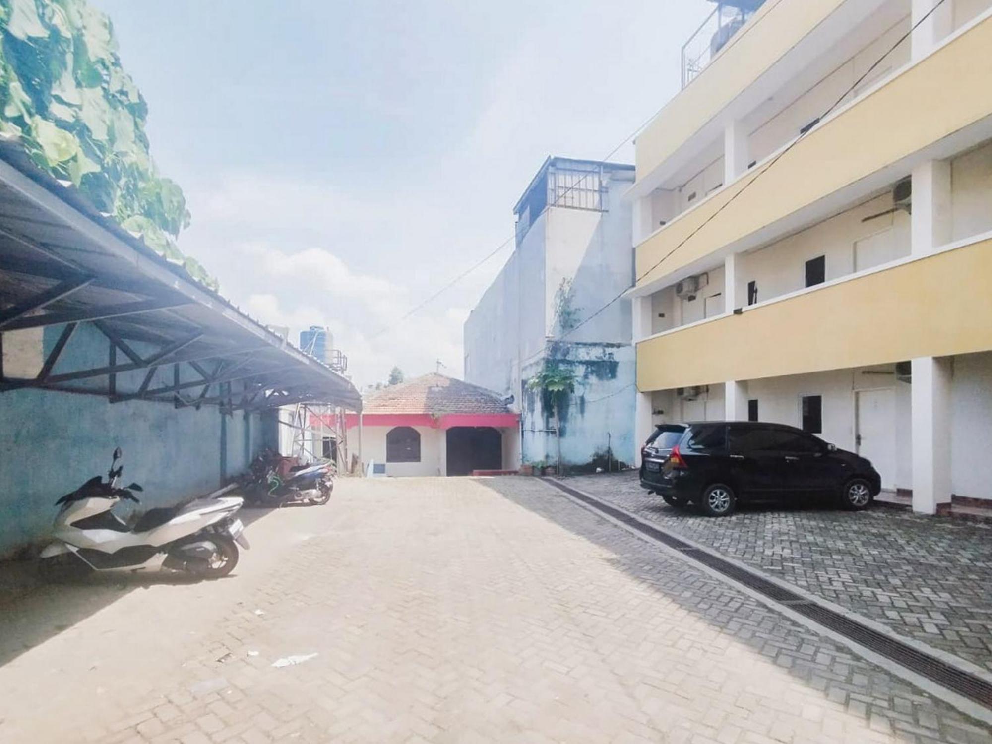 Reddoorz At Jalan Diponegoro Bandar Lampung Exterior foto