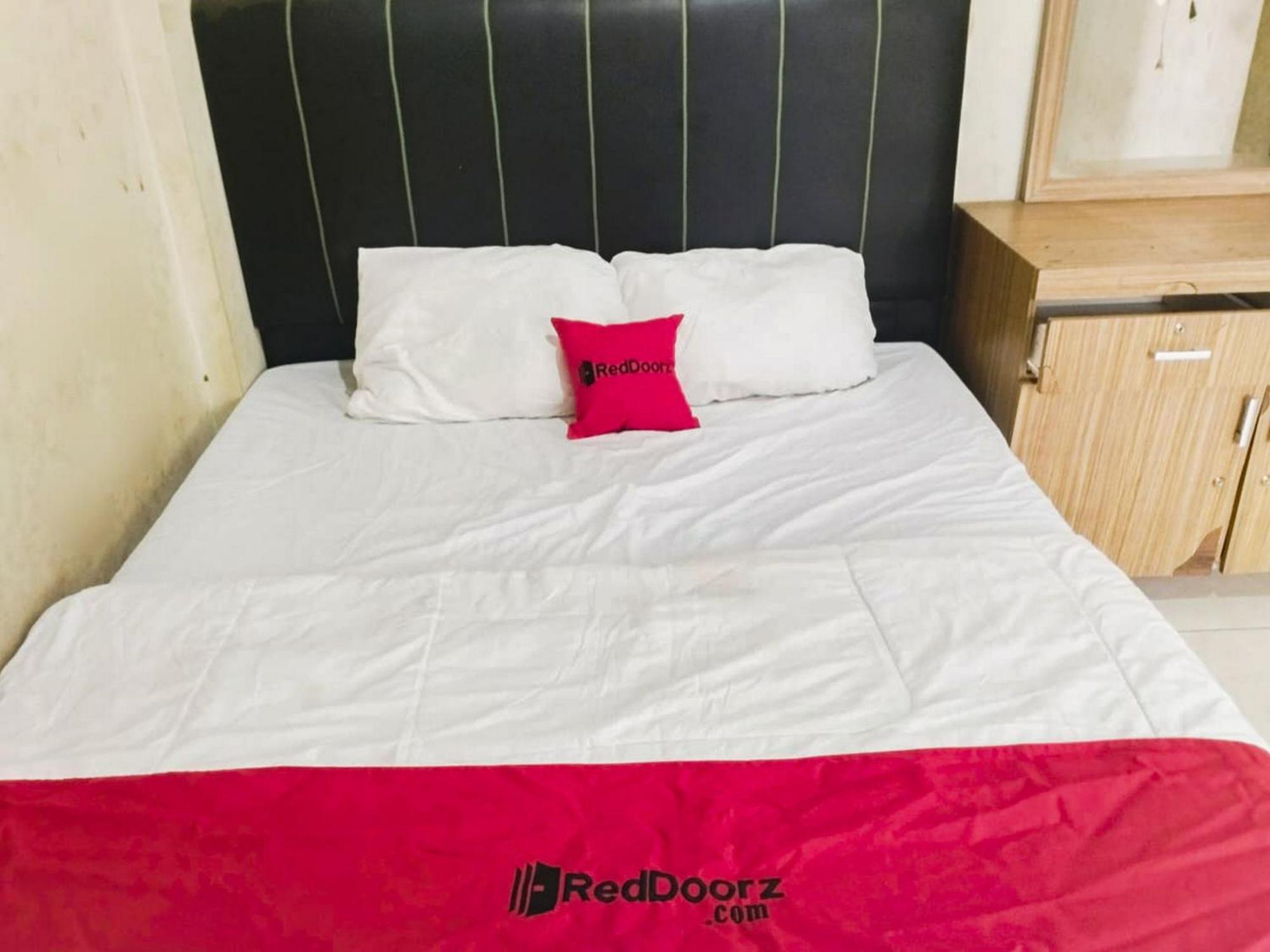 Reddoorz At Jalan Diponegoro Bandar Lampung Exterior foto
